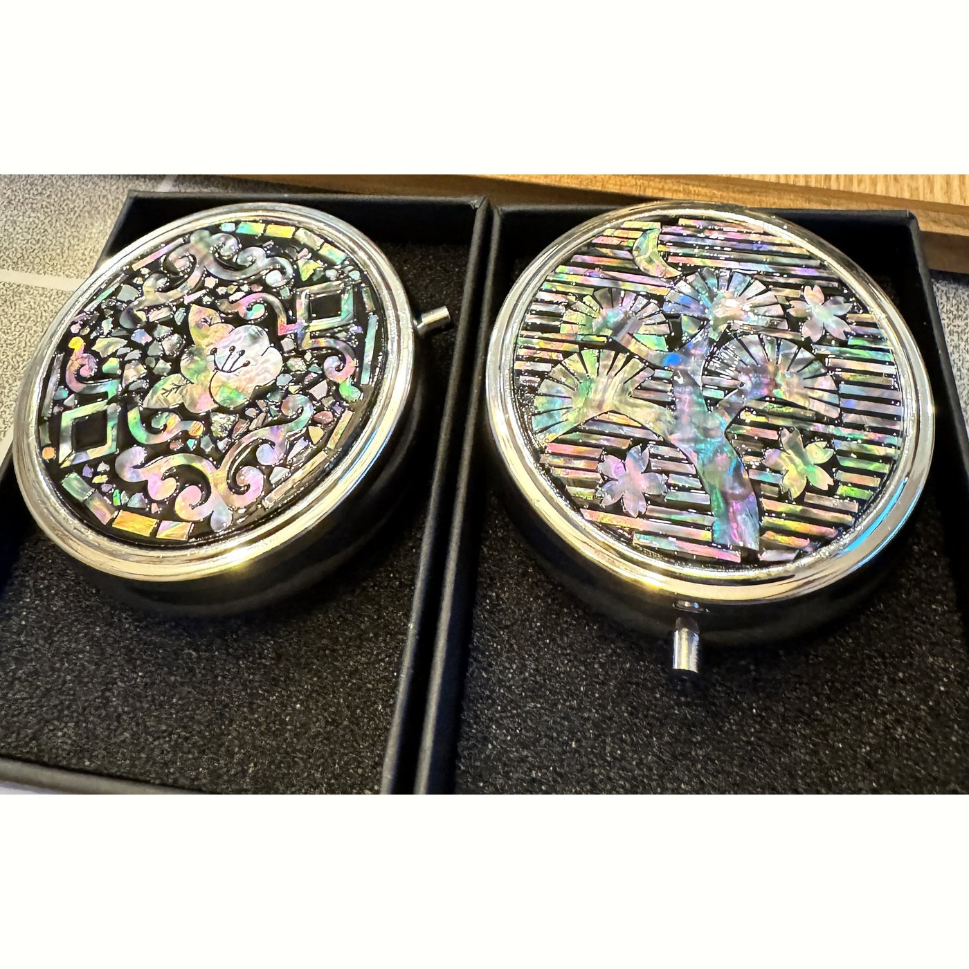 Hand mirror — actual mother-of-pearl piece